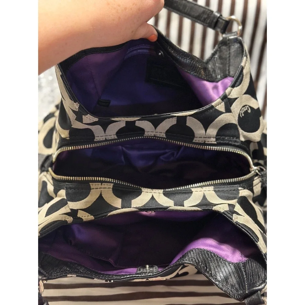 Coach Optic Signature Hobo Bag Black Grey Jacquard Purple Lining